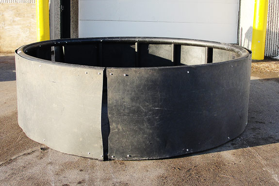 solid poly ring round bale feeder
